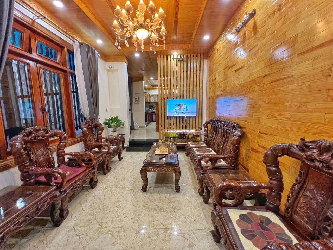 GIẢM GIÁ BÁN GẤP NHÀ 2 MẶT TIỀN TRUNG TÂM ĐÀ LẠT ĐƯỜNG TRIỆU VIỆT VƯƠNG, P4 - Ảnh chính